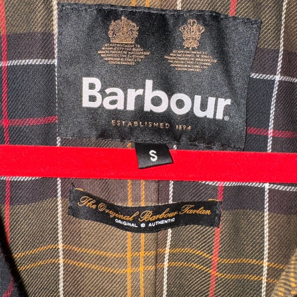 Barbour Ashby Wax Jacket - Picture 2 of 4